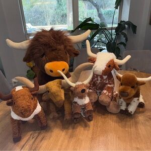 UT Longhorns Bed Party Lot 6 Longhorn Stuffed Animals university Texas Bevo
